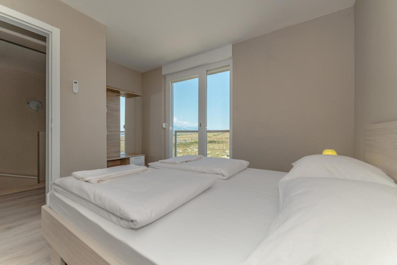 Apartment Amazing Island ปอฟเลียนา ภายนอก รูปภาพ